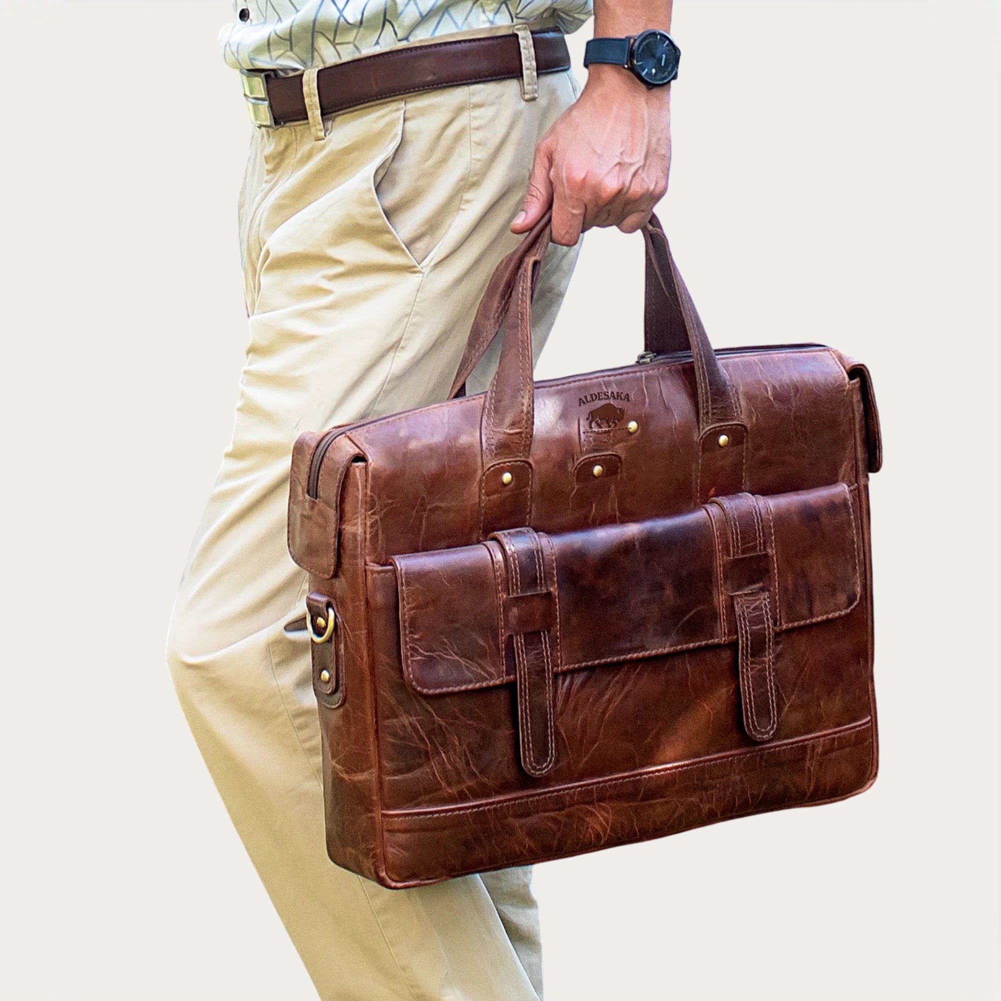 Distressed Leather Briefcase – Full-Grain Laptop Bag with Top Handles, Zipper Closure & Multi-Utility Pockets (14" / 16" / 18")