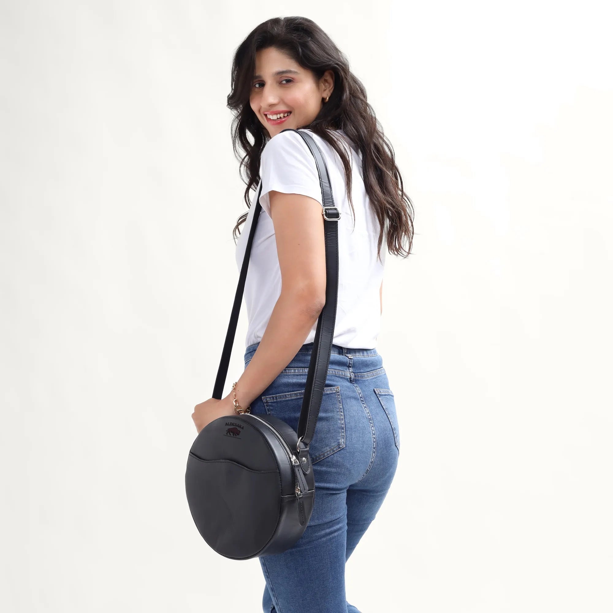Round Black Leather Sling Bag – Full Grain Leather Crossbody Purse for Everyday Use (2 Sizes)