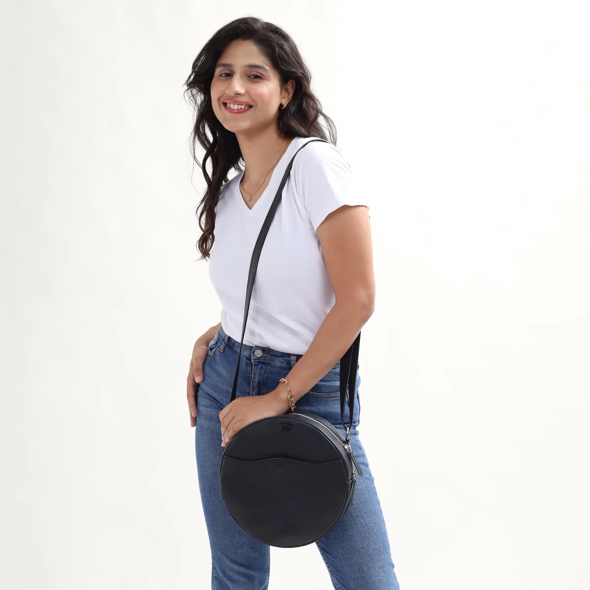 Round Black Leather Sling Bag – Full Grain Leather Crossbody Purse for Everyday Use (2 Sizes)