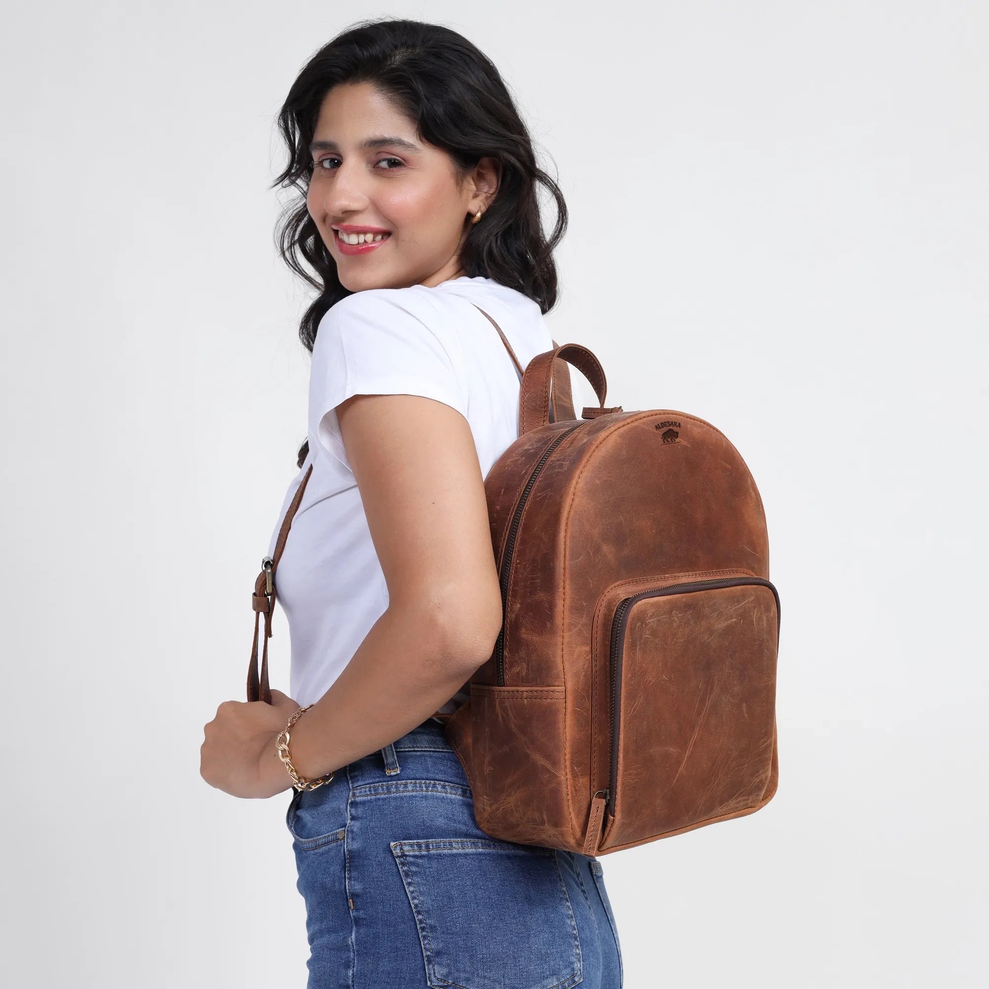 Rustic Leather Backpack for Women – Handmade Full-Grain Travel & School Bag | Personalized Gift for Teens | Distress Brown