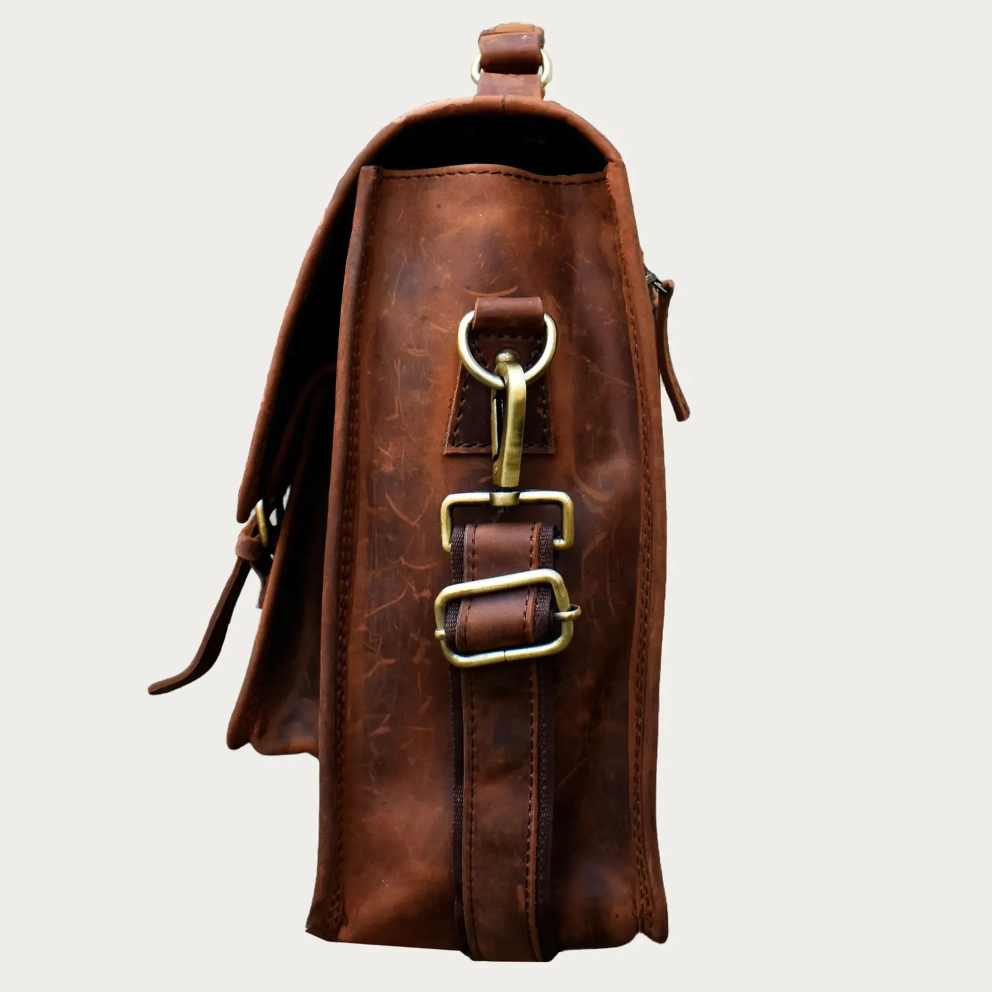Distressed Brown Leather Laptop Messenger Bag – Full-Grain Vintage Briefcase for Professionals & Travelers (15.6")