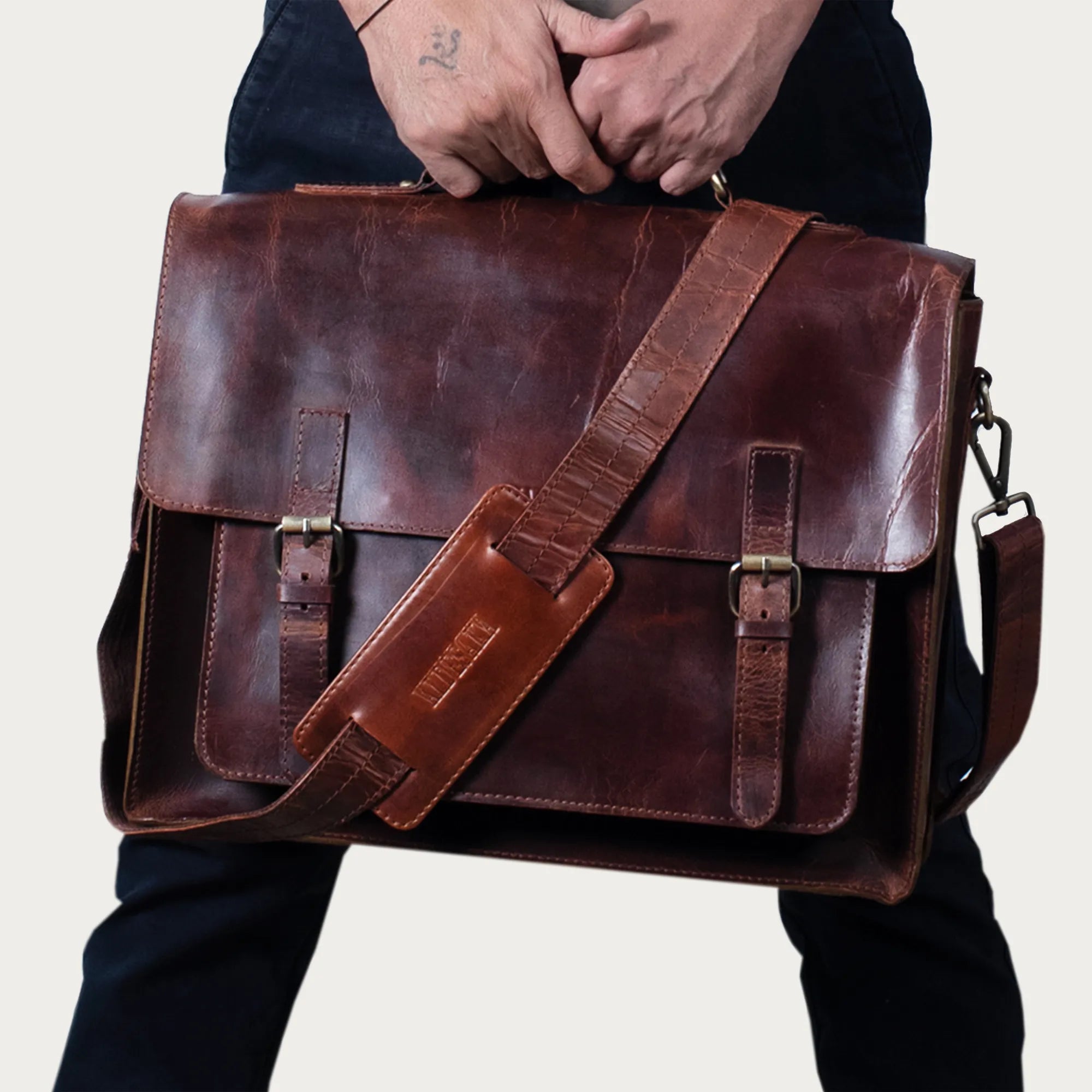 Full Grain Distressed Leather Messenger Bag – Handmade Buckle Flap Satchel for Men & Women | Laptop Work Bag in 14” 16” 18” Sizes | Rustic Gift for Him